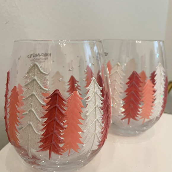Set Of 2 Stemless Wine Glasses Hand Painted Pink and White Christmas Tree New - Picture 2 of 8